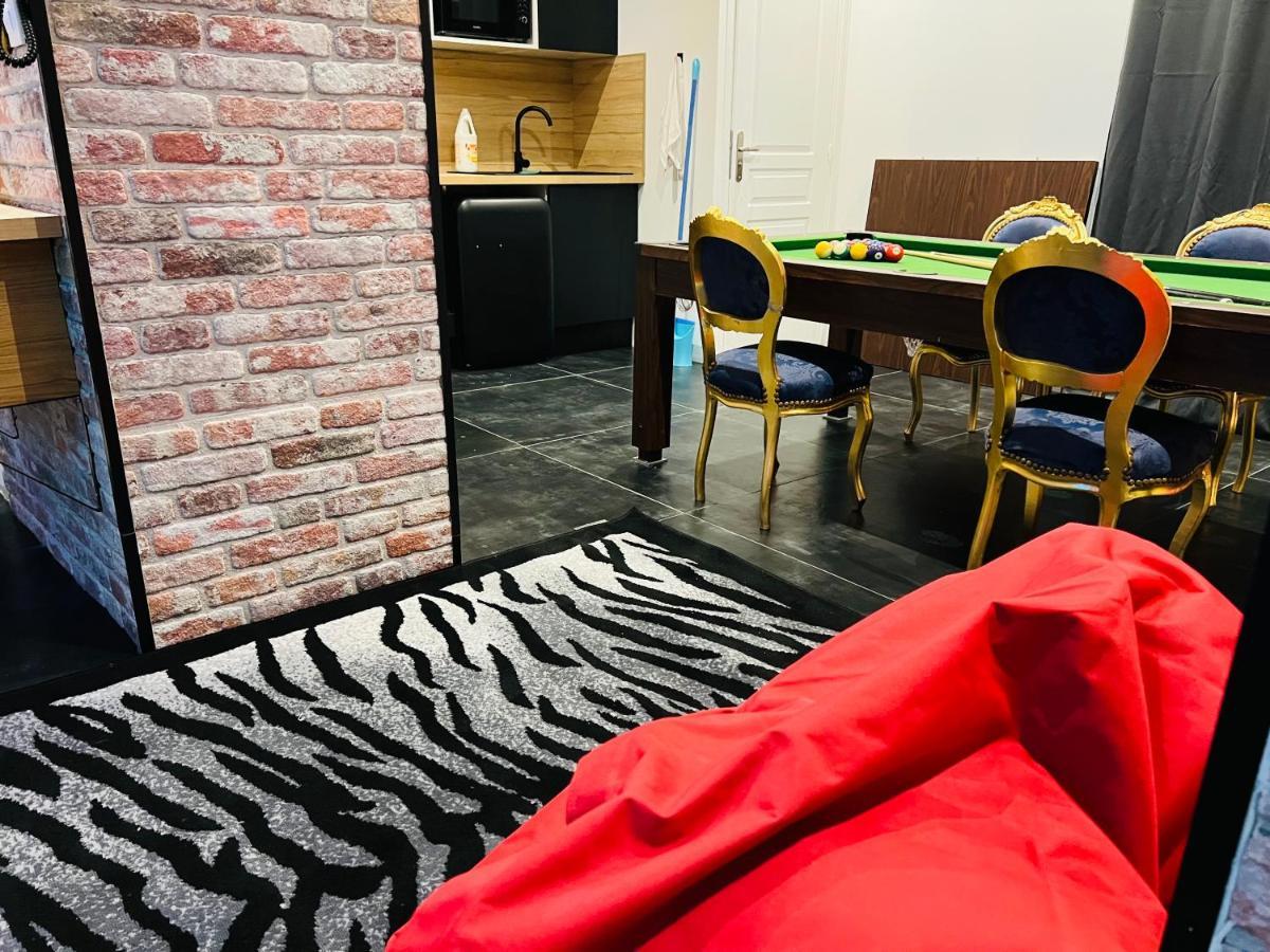 Capsule Street Art - Sauna- Jacuzzi - Playstation 5 - Billard - Netflix - Home Cinema - Terrasse Ντουαί Εξωτερικό φωτογραφία